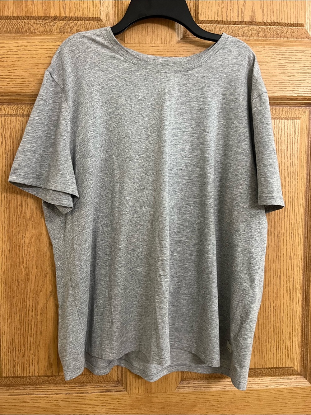 Vuori Feather Tee Heather Gray Relaxed Performance T-Shirt Women’s Size Large - Picture 2 of 6